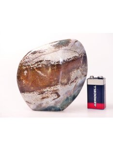 JaS49 Skulptur Freeform polychromer Madagaskar Jaspis 11...