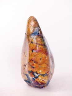 JaS50 Skulptur Freeform polychromer Madagaskar Jaspis 13 cm 900 g