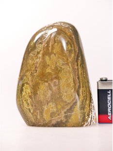 JaS56 Skulptur Freeform polychromer Madagaskar Jaspis...