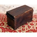 AF13 Truhe1 der Zafimaniry 53 x 23 x 30 cm ca. 1980