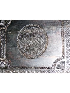 AF14 Truhe2 der Zafimaniry 100 x 50 x 50 cm ca. 1980