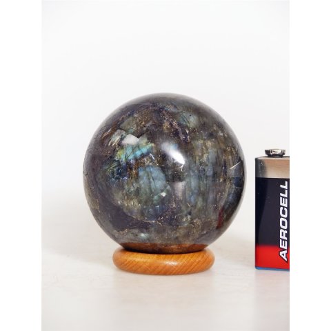 KLa02 Labradorit Kugel Madagaskar 429 g D: 65 mm