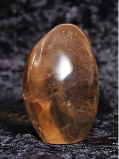 BKSH80 Bergkristall mit Includien Einschl&uuml;ssen Madagaskar Freeform Skulptur 8,0 cm 370 g