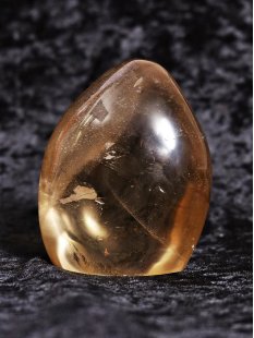 BKSH80 Bergkristall mit Includien Einschl&uuml;ssen Madagaskar Freeform Skulptur 8,0 cm 370 g