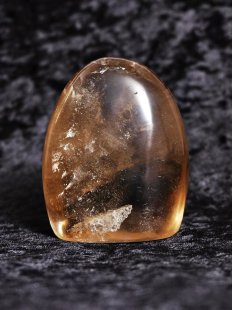 BKSH82 Bergkristall mit Includien Einschl&uuml;ssen...