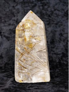 BKSH96 Bergkristall mit Includien Rutil Quarz Madagaskar Naturform poliert 12 cm 630 g