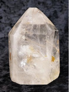 BKSH97 Bergkristall mit Includien Rutil Quarz Madagaskar Naturform poliert 11 cm 783 g