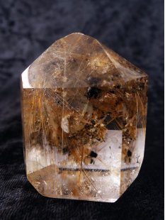 BKSH115 Bergkristall mit Includien Einschl&uuml;ssen...