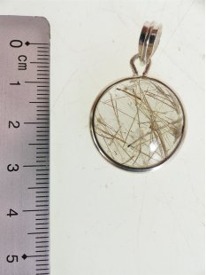 Anh&auml;nger 06 Rutilquarz Kristall Goldrutil mit 925 Silberfassung D: 22 mm Madagaskar