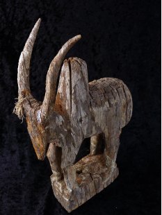 MF411 AloAlo Kopfskulptur, Fragment von Grabstele der...