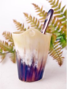 Horn Gew&uuml;rzbecher mit L&ouml;ffel = Code E