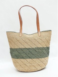 H&auml;kel Schultertasche Barrel 04 Trapezform echt...