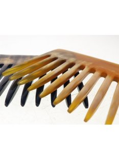 1 x Hornkamm Marcelle Zebuhorn gemasert grob 8,5 x 7 cm = Code B