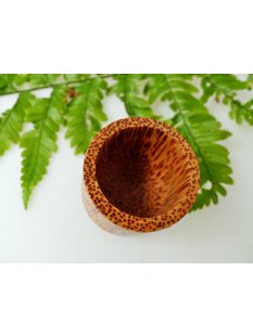 Vietnam Kokosholz Eierbecher Schnapsglas 8 cm = Code Y