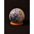 KBA208 Blumenjaspis wei&szlig; Kugel Madagaskar 350 g D 66 mm