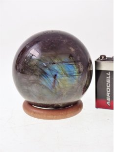 KLa06 Labradorit Kugel Madagaskar 520 g D: 69 mm