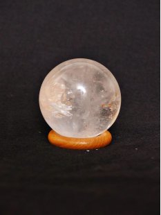 KB04 Bergkristall Kugel Madagaskar 200g; D: 53 mm