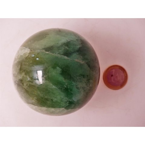 KFlo 07 Flourit Kugel Madagaskar 1A Qualit&auml;t 445 g D: 64 mm