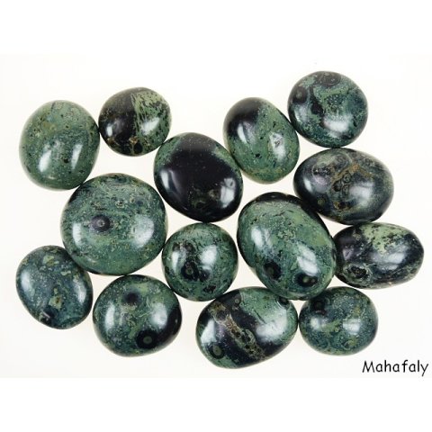 1 kg Handst&uuml;cken Handschmeichler Trommelstein Madagaskar Allalin Gabbro gr&uuml;n poliert