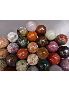 38 Edelsteinkugeln 5,26 &euro; pro St. Kollektion aus Madagaskar &Oslash; 35 mm f&uuml;r Solit&auml;rspiel