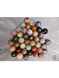 38 Edelsteinkugeln 7,80 &euro; pro St.Kollektion aus Madagaskar  &Oslash; 40 mm f&uuml;r Solit&auml;rspiel