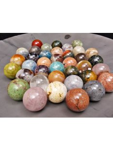 38 Edelsteinkugeln 15,80 pro St. Kollektion aus...