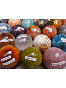 38 Edelsteinkugeln 15,80 pro St. Kollektion aus Madagaskar &Oslash; 50 mm f&uuml;r Solit&auml;rspiel