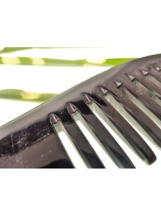 1x Hornkamm Griffkamm Emily 18 x 5 cm grob = Code C