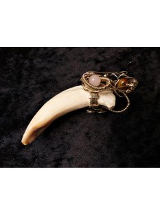 Anh&auml;nger Seel&ouml;wenzahn Nr.06 L:85 mm mit individuellem Neusilber Draht Anh&auml;nger 48 g