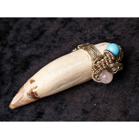 Anh&auml;nger Seel&ouml;wenzahn Nr.14 L:90 mm mit individuellem Neusilber Draht Anh&auml;nger 51 g