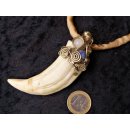 Anh&auml;nger Seel&ouml;wenzahn Nr.15 L:95 mm mit individuellem Neusilber Draht Anh&auml;nger 481 g