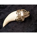 Anh&auml;nger Seel&ouml;wenzahn Nr.17 L:88 mm mit individuellem Neusilber Draht Anh&auml;nger 44 g