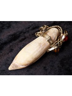 Anh&auml;nger Seel&ouml;wenzahn Nr.18 L:95 mm mit individuellem Neusilber Draht Anh&auml;nger 52 g