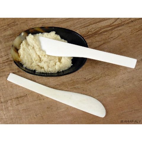 Knochenmesser. Buttermesser 15 cm