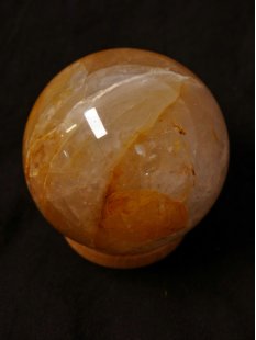 KH&auml;06 H&auml;matit braun Quarz Kugel poliert D: 80 mm AA Qualit&auml;t original Madagaskar 700 g