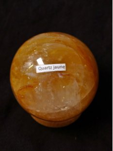 KH&auml;06 H&auml;matit braun Quarz Kugel poliert D: 80 mm AA Qualit&auml;t original Madagaskar 700 g