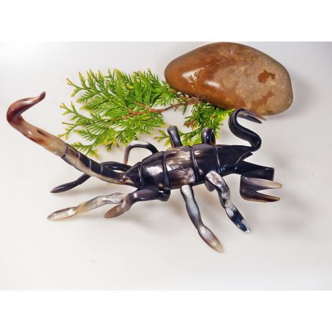 Hornfigur Skorpion einmaliges Sammlerst&uuml;ck L&auml;nge 26 cm = Code L