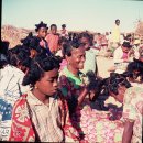 MF415 Kopfteil einer AloAlo der Sakalava Vogel LOLO ca. 20 cm 1945