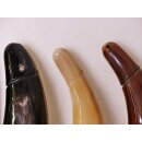 1 x Zier- und Trinkhorn gemasert 6-2 cm in leichter Phallusform stark reduziert