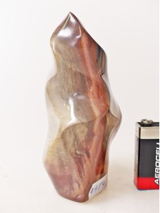 JaS65 Skulptur Freeform Flamme polychromer Madagaskar Jaspis 12 cm 470 g