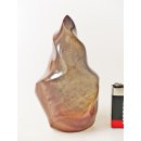 JaS65 Skulptur Freeform Flamme polychromer Madagaskar Jaspis 12 cm 470 g