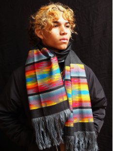 Schal aus Schafwolle + Baumwolle handgewebt  in Kolumbien...