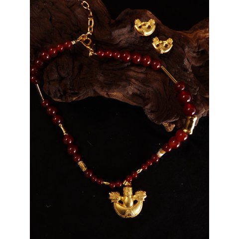 No. 30 Set Kette und Ohrstecker Anh&auml;nger kosmologische Figur Goldmuseum Bogota L: 40 cm