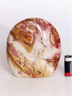 JaS73 Skulptur Freeform polychromer Madagaskar Jaspis 135...