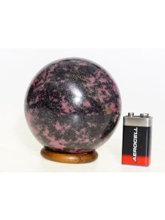 KRh04 Rhodonit Kugel Madagaskar poliert D: 95 mm 1535 g