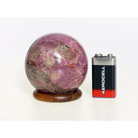 KRh08 Rhodonit Kugel Madagaskar poliert D: 72 mm 673 g