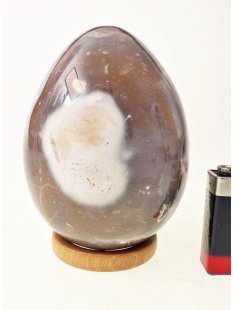 JaEi06 Skulptur Ei polychromer Madagaskar Jaspis 105  mm...