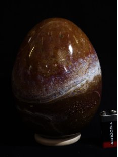 JaEi10 Skulptur Ei polychromer Madagaskar Jaspis L: 180...