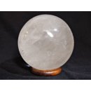 KB18 Bergkristall Heilstein Kugel Madagaskar 1363 g; D: 100 mm