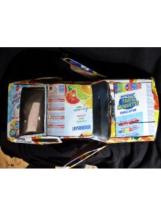 Buick Skyhawk aus gelb blauen Werbedosen M 1:10  L&auml;nge ca. 56 cm